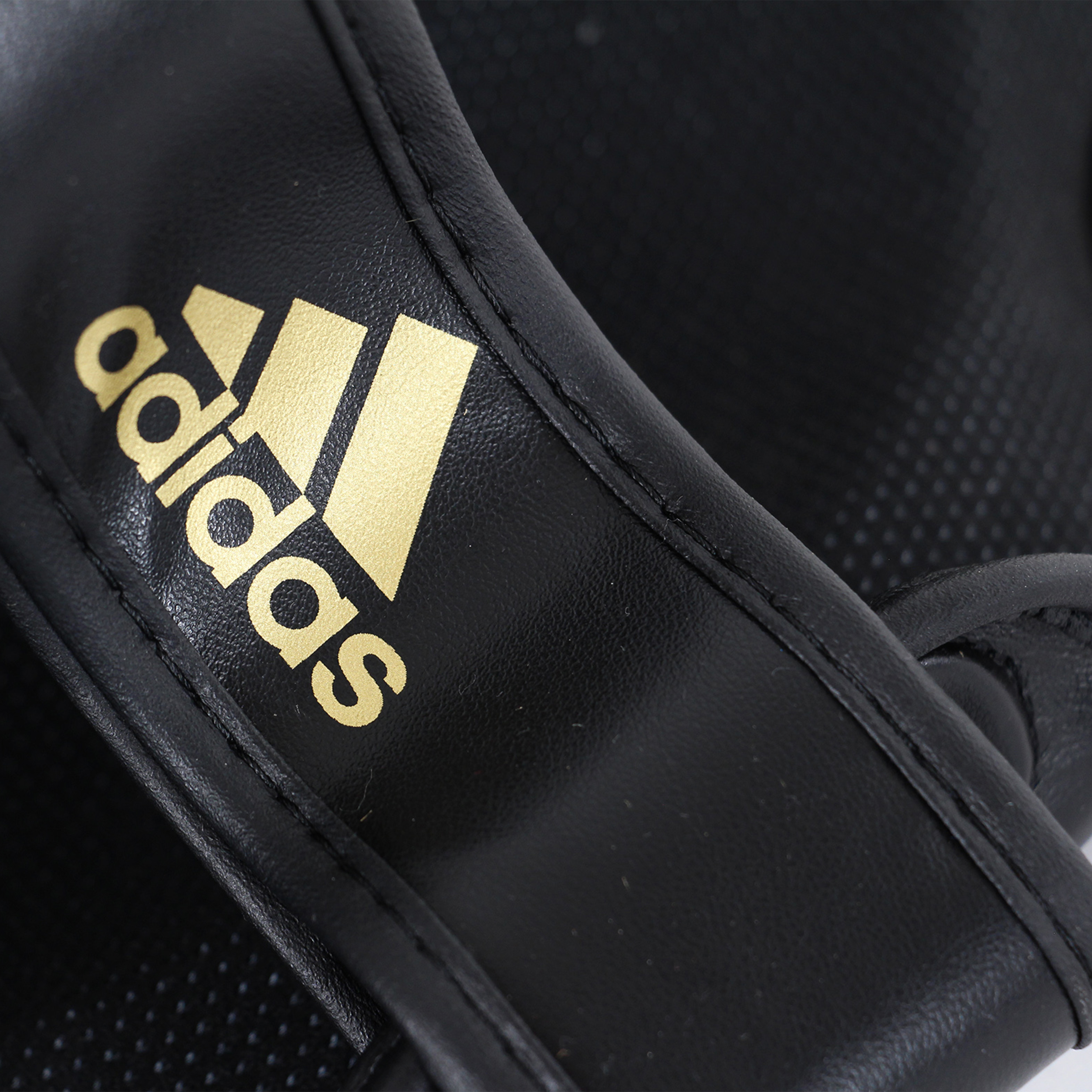 adidas Super Pro Schienbeinspannschutz black/gold, adiSGSS011