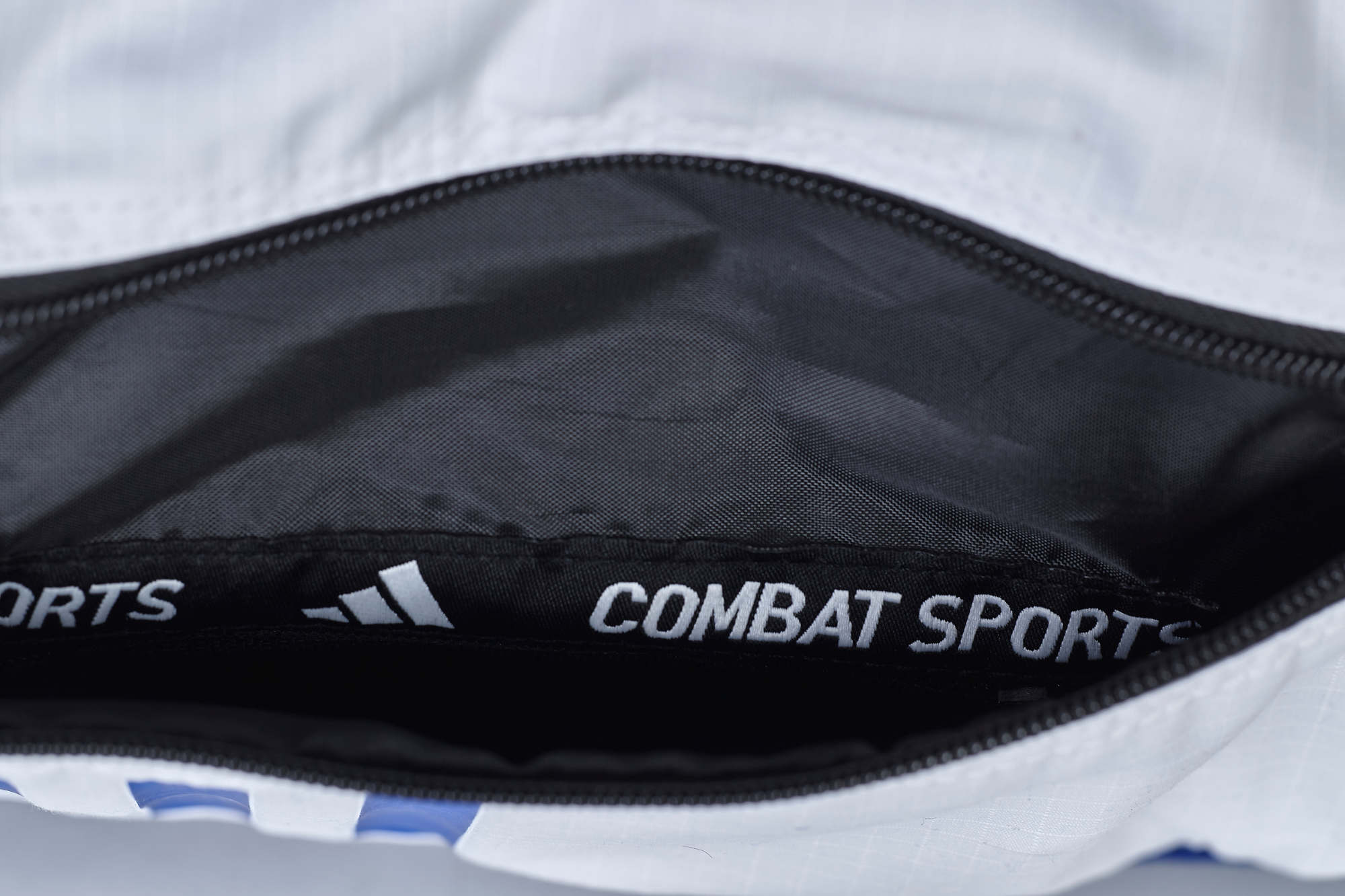 adidas 2in1 Bag "Combat Sports" blue/white cotton M, ADIACC040CS