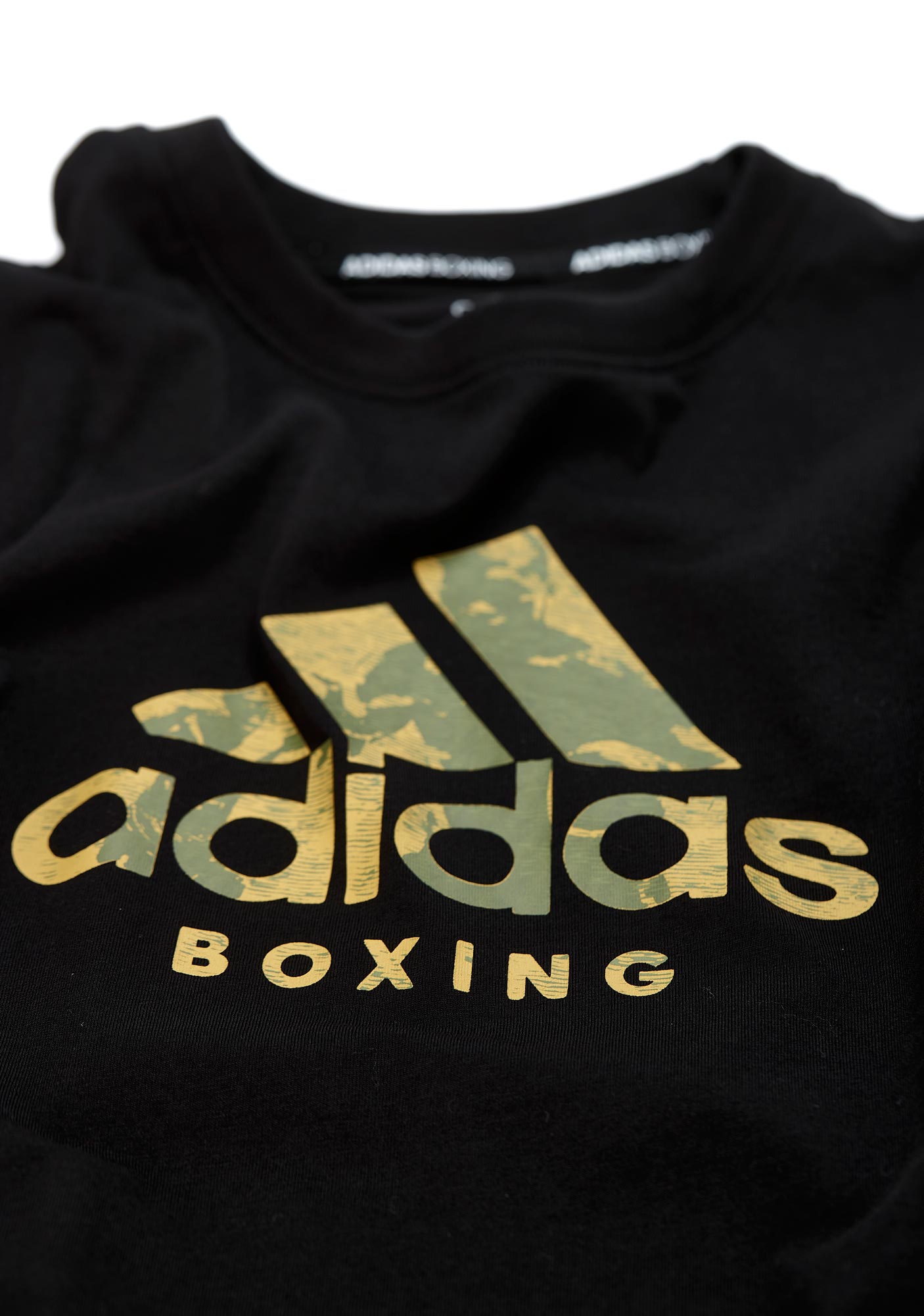 adiclts20b-badge-of-sport-t-shirt-black-d0059