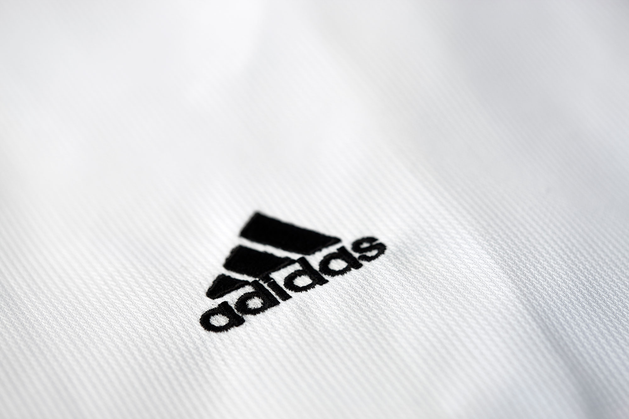 adiTCB02-Club-3Str-702330000-2018-D-1549 adidas Taekwondoanzug, schwarzes Revers Hansu Leipziger Land Edition