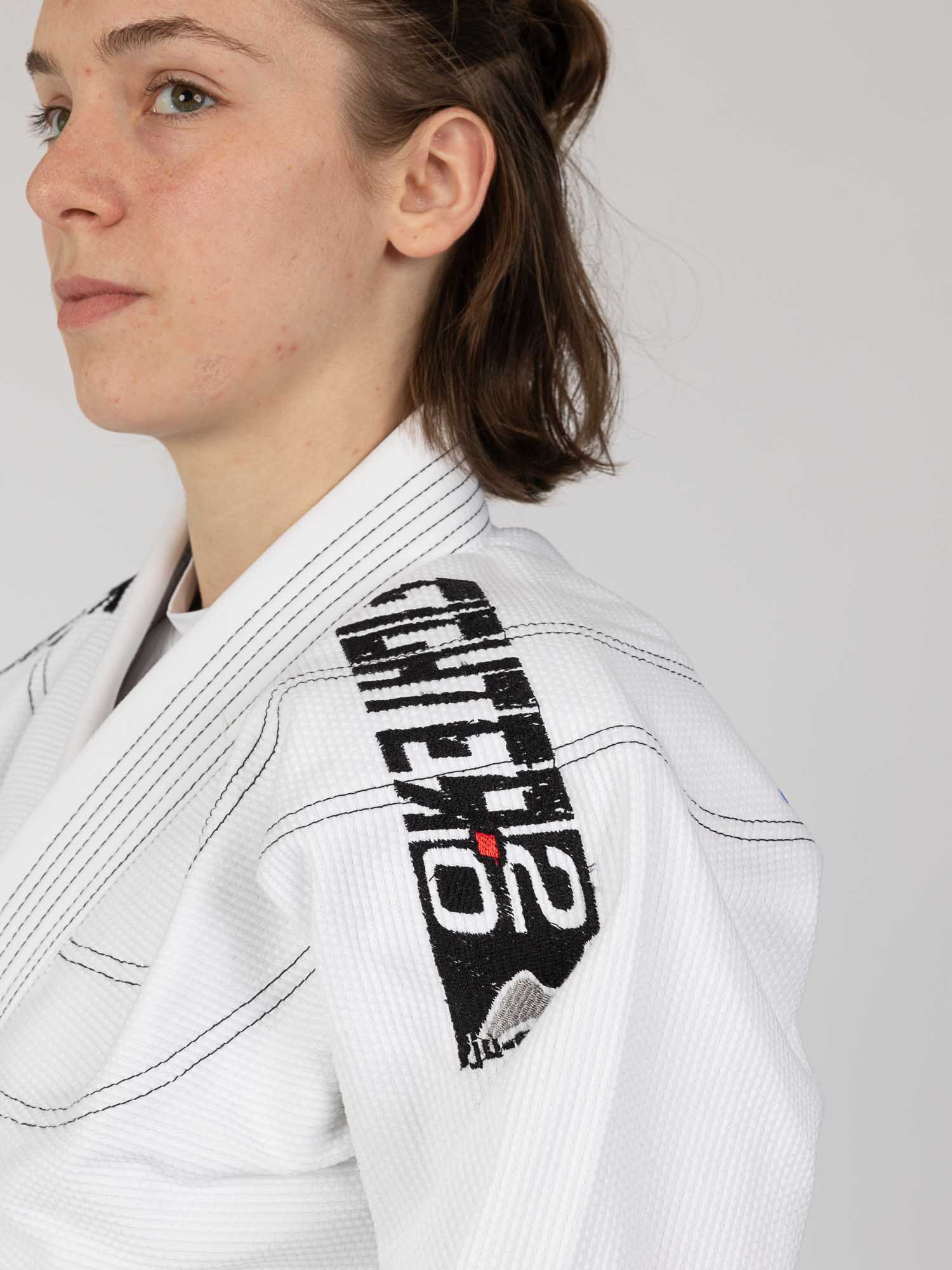 Judo-Anzug, BJJ-Anzug, weißer Anzug, Stickerei-Patch, schwarzer Text-Patch